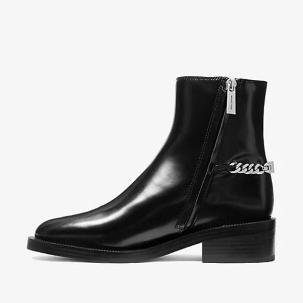 New Michael Kors Women's Carlisle Chain-Detail Black Ankle Booties Size 8.5 - Picture 2 of 5
